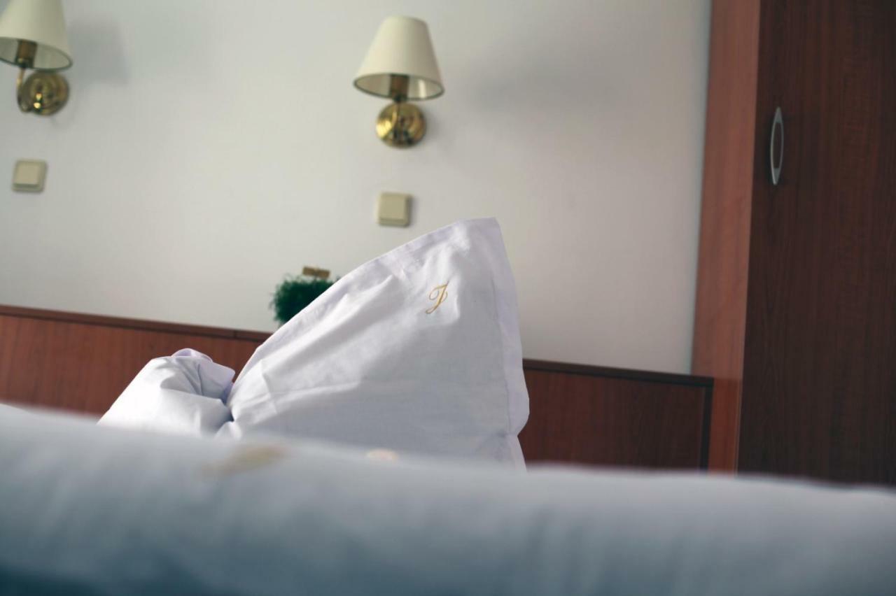 Jacob'S Hotel Constanta Ngoại thất bức ảnh